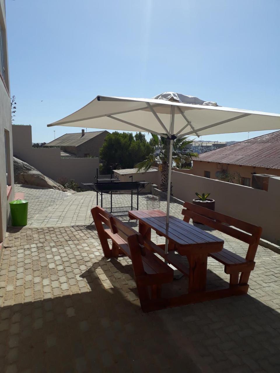 Starfish Guesthouse Lüderitz Buitenkant foto