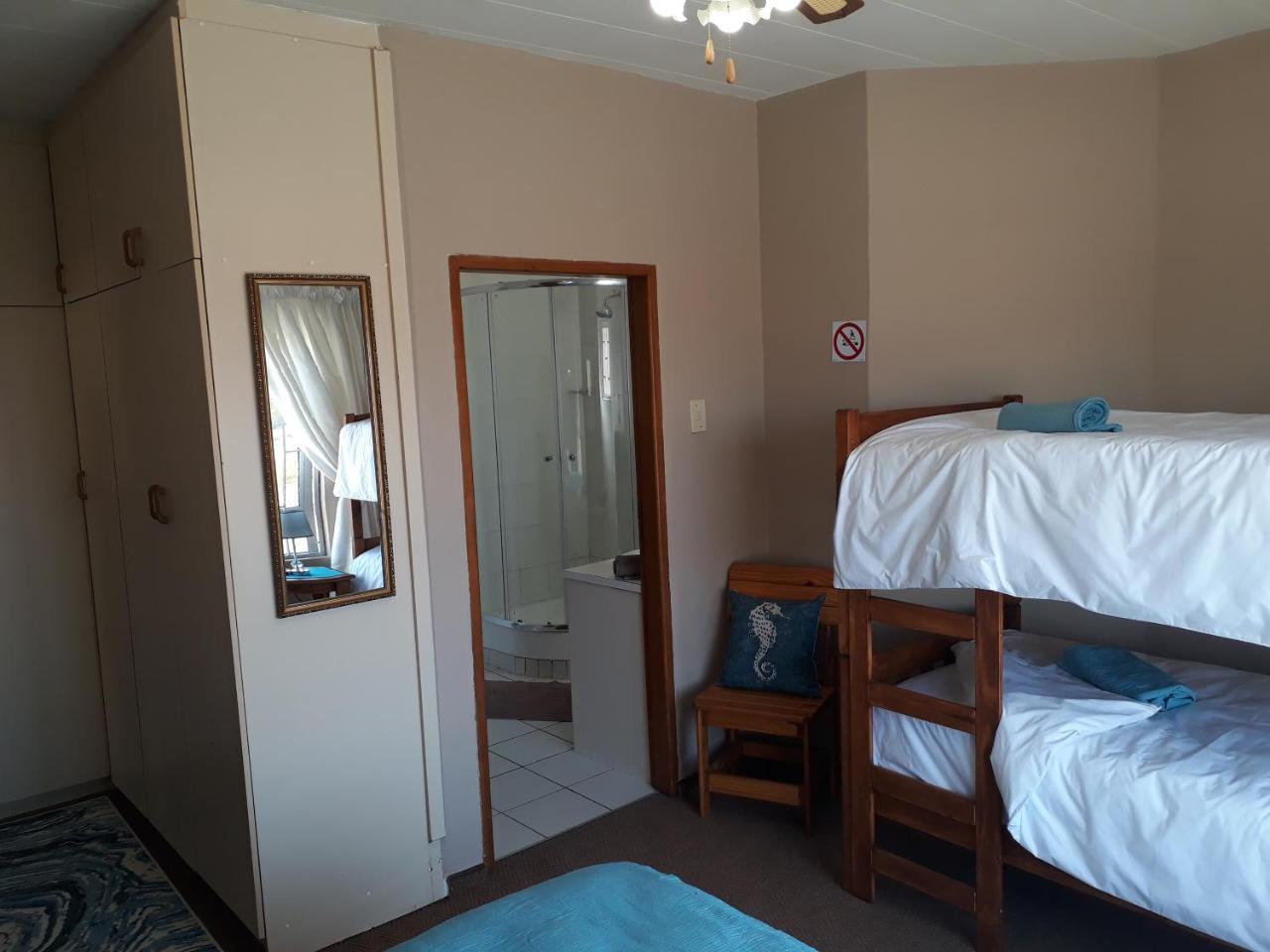 Starfish Guesthouse Lüderitz Buitenkant foto